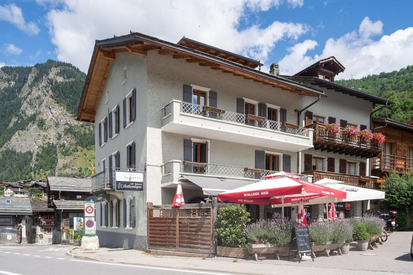 La Ruinette - Boutique Apartments Le Châble Exteriör bild